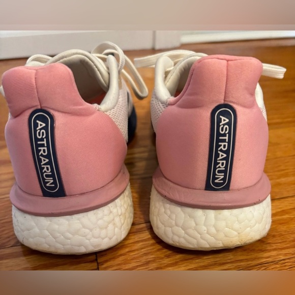 Adidas Astrarun Womens Running Sneakers Pink
Size 6 - Picture 14 of 14